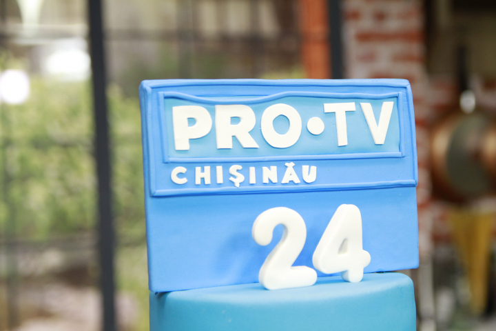 La multi ani, PRO TV! Emisiunea Gusturile se Discuta a dat startul cu o editie aniversara. Vezi care a fost atmosfera de la sarbatoare - VIDEO La multi ani, PRO TV! Emisiunea Gusturile se Discuta a dat startul cu o editie aniversara. Vezi care a fost atmosfera de la sarbatoare - VIDEO