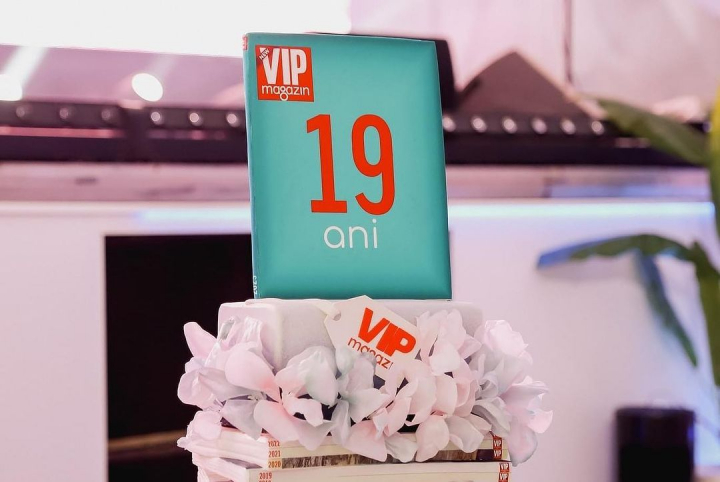 Revista VIP Magazin a implinit 19 ani! Care a fost atmosfera de la petrecere, dar si ce au imbracat vedetele - VIDEO