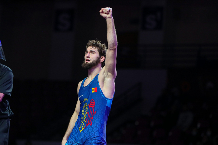 Maxim Sacultan a ocupat locul 5 la Campionatul Mondial, fiind la un pas de podium si de calificarea Olimpica - FOTO Maxim Sacultan a ocupat locul 5 la Campionatul Mondial, fiind la un pas de podium si de calificarea Olimpica - FOTO