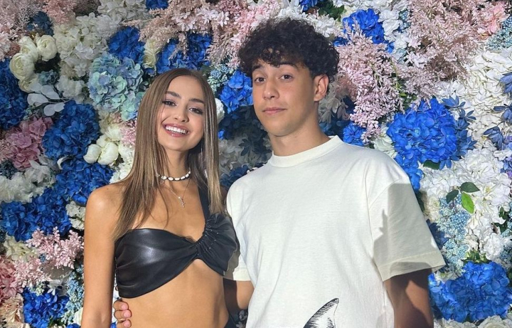 Mihai Ungureanu a rasfoit prin arhiva! Cum arata dansatorul si interpreta, Iuliana Beregoi acum 6 ani - FOTO
Mihai Ungureanu a rasfoit prin arhiva! Cum arata dansatorul si interpreta, Iuliana Beregoi acum 6 ani - FOTO