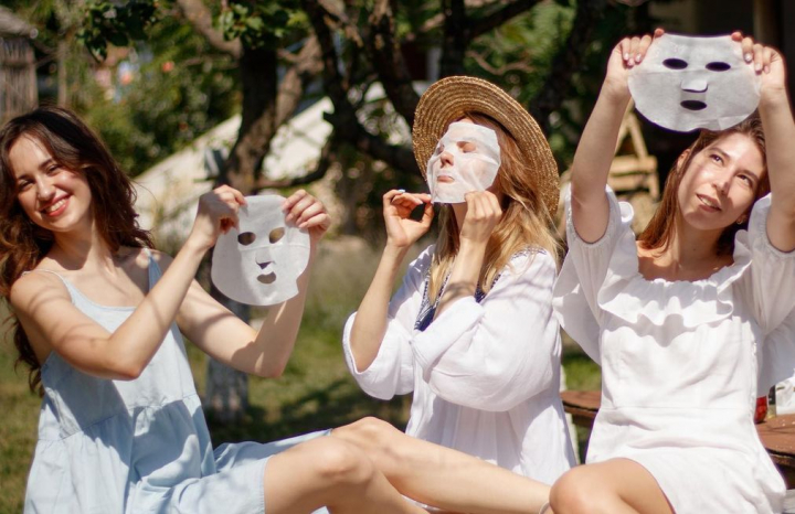 K-Beauty, organizat in Moldova! Cum a fost atmosfera la evenimentul care a adunat peste 500 de femei ce au indragit cosmetica coreeana - VIDEO
K-Beauty, organizat in Moldova! Cum a fost atmosfera la evenimentul care a adunat peste 500 de femei ce au indragit cosmetica coreeana - VIDEO