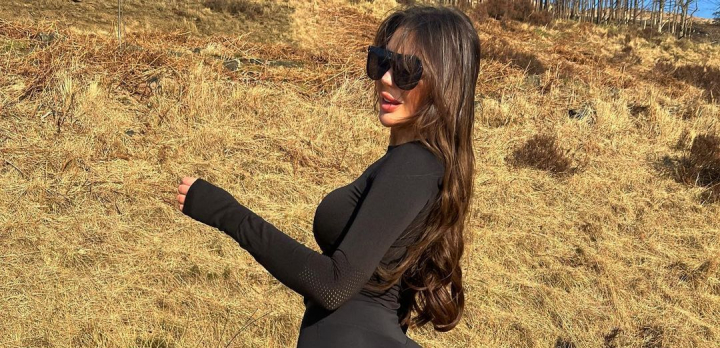 A slabit 13 kg, are numeroase operatii estetice, iar acum nu mai scapa de paparazzi. In ce ipostaza a fost surprinsa vedeta - FOTO A slabit 13 kg, are numeroase operatii estetice, iar acum nu mai scapa de paparazzi. In ce ipostaza a fost surprinsa vedeta - FOTO