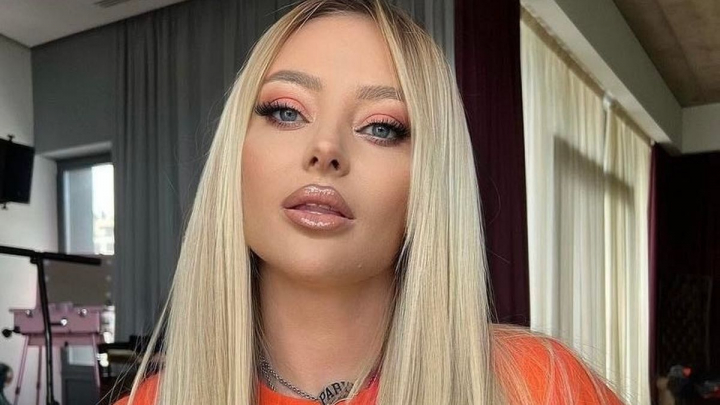 Cum a ajuns tatal Deliei Matache sa se calugareasca: „Am fost ateu pana la 40 de ani”. Ion Matache s-a intors la familie dupa 18 ani - FOTO Cum a ajuns tatal Deliei Matache sa se calugareasca: „Am fost ateu pana la 40 de ani”. Ion Matache s-a intors la familie dupa 18 ani - FOTO