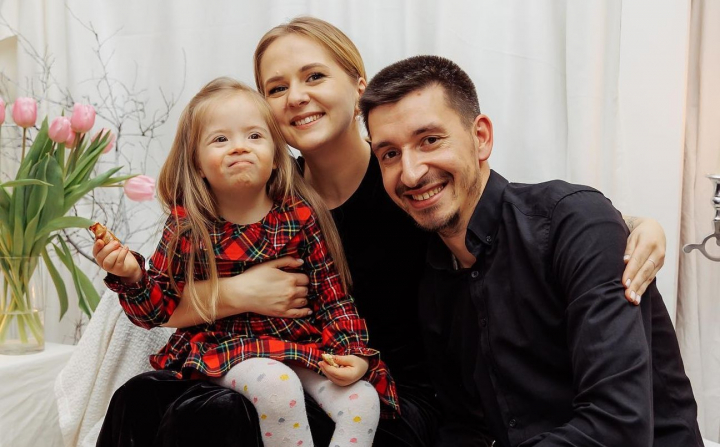 Iubirea dintre tata si fiica nu are limite! Vezi ce imagini a publicat Ludmila Adamciuc cu cei doi - VIDEO Iubirea dintre tata si fiica nu are limite! Vezi ce imagini a publicat Ludmila Adamciuc cu cei doi - VIDEO
