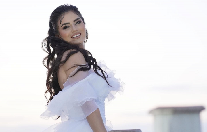 Mihaela Tabura si-a sarbatorit ziua de nastere! Cati ani a implinit interpreta, dar si ce i s-a intamplat imediat dupa aniversare - FOTO Mihaela Tabura si-a sarbatorit ziua de nastere! Cati ani a implinit interpreta, dar si ce i s-a intamplat imediat dupa aniversare - FOTO