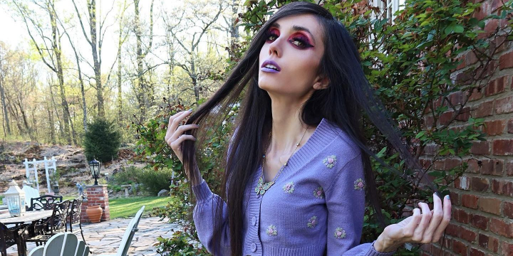 Eugenia Cooney, o vedeta de pe YouTube, si-a speriat fanii cu ultimul ei video. Motivul pentru care acestia au sunat imediat la politie - FOTO/VIDEO Eugenia Cooney, o vedeta de pe YouTube, si-a speriat fanii cu ultimul ei video. Motivul pentru care acestia au sunat imediat la politie - FOTO/VIDEO