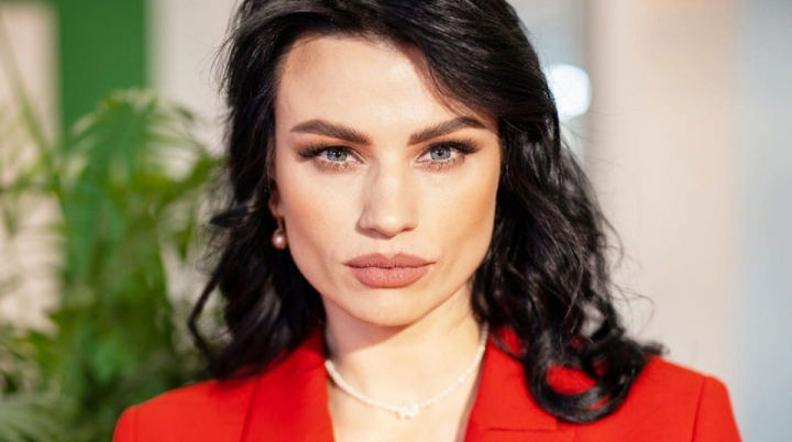 Diana Ballerini a fost luata prin surprindere de un admirator! Ce i-a pregatit acesta, dar si de ce nu isi doreste o relatie - FOTO Diana Ballerini a fost luata prin surprindere de un admirator! Ce i-a pregatit acesta, dar si de ce nu isi doreste o relatie - FOTO