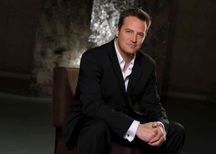 Matthew Perry a murit la 54 de ani! Care este cauza mortii. Toti prietenii sunt „in stare de soc” Matthew Perry a murit la 54 de ani! Care este cauza mortii. Toti prietenii sunt „in stare de soc”