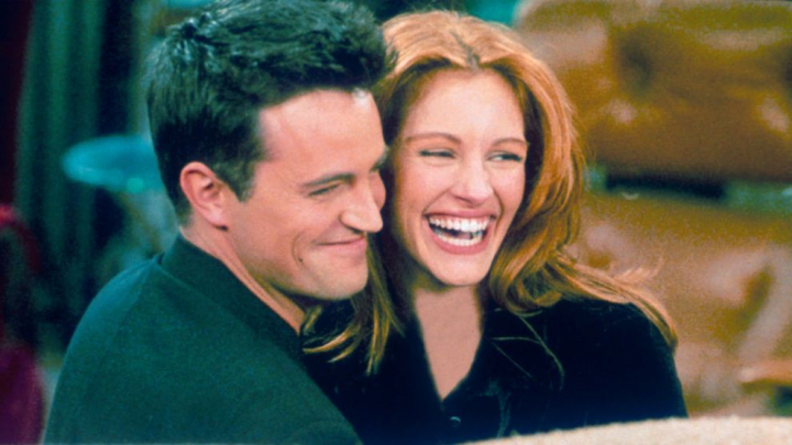 Motivul pentru care Matthew Perry nu a fost niciodata casatorit. Printre iubitele celebre s-a numarat Julia Roberts Motivul pentru care Matthew Perry nu a fost niciodata casatorit. Printre iubitele celebre s-a numarat Julia Roberts