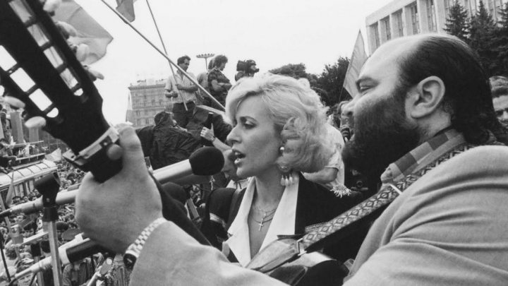 Doua inimi gemene - 31 de ani fara Ion si Doina Aldea Teodorovici Doua inimi gemene - 31 de ani fara Ion si Doina Aldea Teodorovici