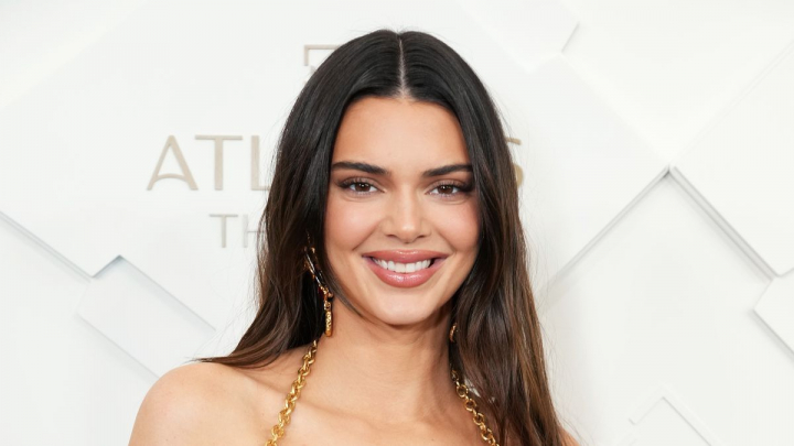 Kendall Jenner implineste 28 de ani. Ce avere are cel mai bine platit model din lume Kendall Jenner implineste 28 de ani. Ce avere are cel mai bine platit model din lume