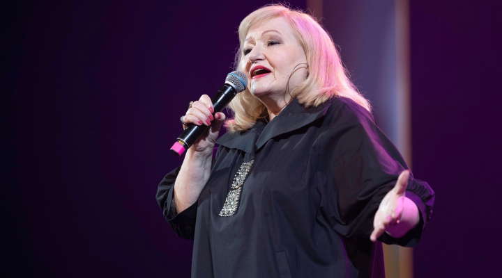 Lidia Botezatu - concert aniversar! Cine sunt artistii care au evoluat alaturi de interpreta in scena, dar si care a fost atmosfera la eveniment - VIDEO Lidia Botezatu - concert aniversar! Cine sunt artistii care au evoluat alaturi de interpreta in scena, dar si care a fost atmosfera la eveniment - VIDEO