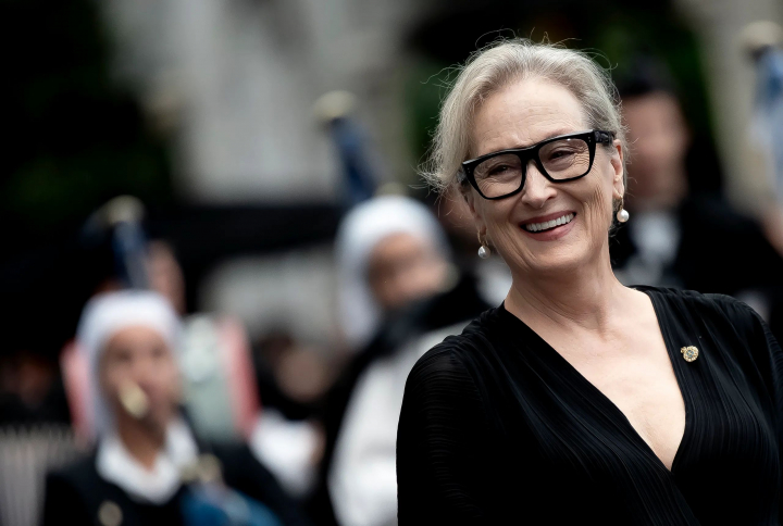 Meryl Streep, prima aparitie publica de la despartirea de sotul ei, Don Gummer. Actrita nu renunta la verigheta - FOTO Meryl Streep, prima aparitie publica de la despartirea de sotul ei, Don Gummer. Actrita nu renunta la verigheta - FOTO