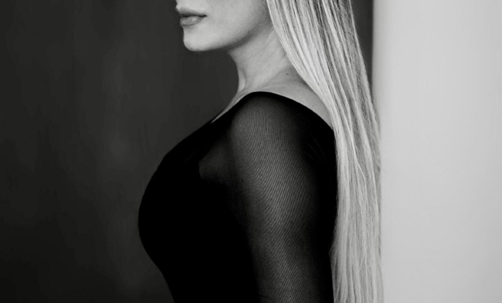 O celebra influencerita a murit subit la doar 41 de ani! Care este motivul decesului - FOTO O celebra influencerita a murit subit la doar 41 de ani! Care este motivul decesului - FOTO