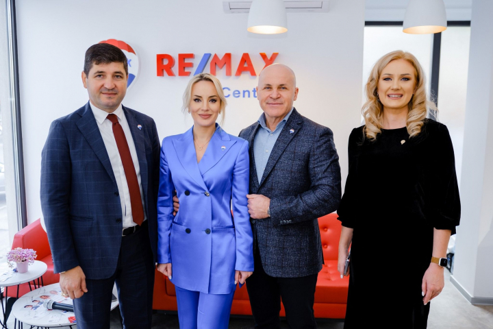 RE/MAX - lideri mondiali in imobiliare! Cristina Bulai: „Sunt onorata astazi sa deschidem biroul imobiliar RE/MAX Central” - VIDEO