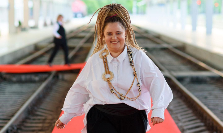 Cum reuseste Cristina Miron sa lupte cu kilogramele in plus: „Acum sunt la regim. Am reusit sa dau jos...” - VIDEO Cum reuseste Cristina Miron sa lupte cu kilogramele in plus: „Acum sunt la regim. Am reusit sa dau jos...” - VIDEO