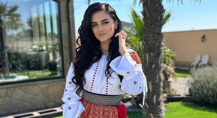 Premierele muzicale se tin lant pentru Mihaela Tabura! Interpreta a filmat videoclipul pentru noua ei piesa intr-o locatie istorica - VIDEO Premierele muzicale se tin lant pentru Mihaela Tabura! Interpreta a filmat videoclipul pentru noua ei piesa intr-o locatie istorica - VIDEO