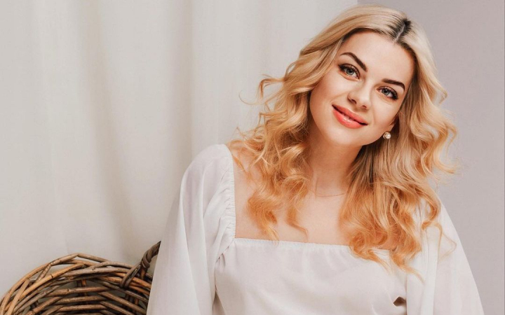 Marina Carnat a implinit 40 de ani! Unde isi sarbatoreste ziua de nastere, dar si ce cadouri a primit din partea parintilor - FOTO/VIDEO Marina Carnat a implinit 40 de ani! Unde isi sarbatoreste ziua de nastere, dar si ce cadouri a primit din partea parintilor - FOTO/VIDEO