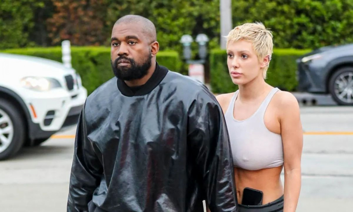 Cum au fost surprinsi Kanye West si sotia lui, Bianca Censori, in Dubai dupa aparitia zvonurilor conform carora s-ar fi despartit - FOTO/VIDEO Cum au fost surprinsi Kanye West si sotia lui, Bianca Censori, in Dubai dupa aparitia zvonurilor conform carora s-ar fi despartit - FOTO/VIDEO