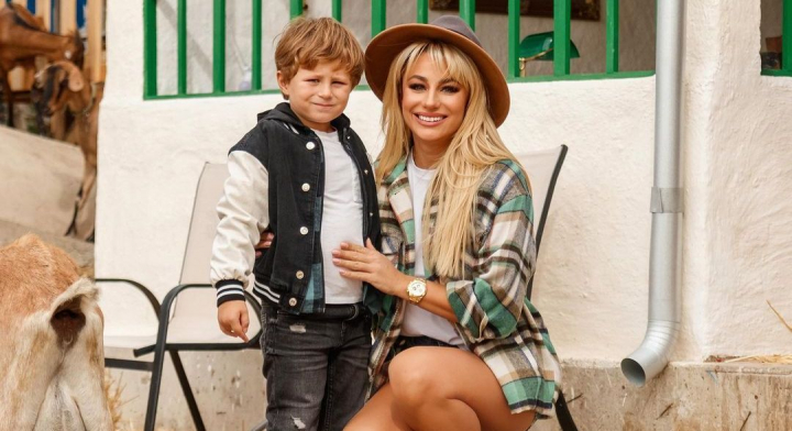 O petrecere cu mult fast! Cum si-a sarbatorit fiul Nataliei Gordienko cea de-a 6-a aniversare - FOTO/VIDEO O petrecere cu mult fast! Cum si-a sarbatorit fiul Nataliei Gordienko cea de-a 6-a aniversare - FOTO/VIDEO