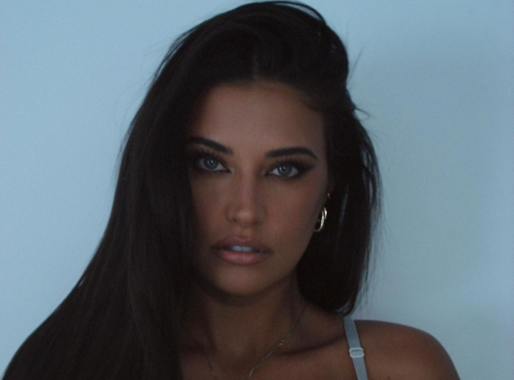 Maya, fiica Antoniei, e leita mama ei. Cum arata, la 13 ani, primul copil al artistei Maya, fiica Antoniei, e leita mama ei. Cum arata, la 13 ani, primul copil al artistei