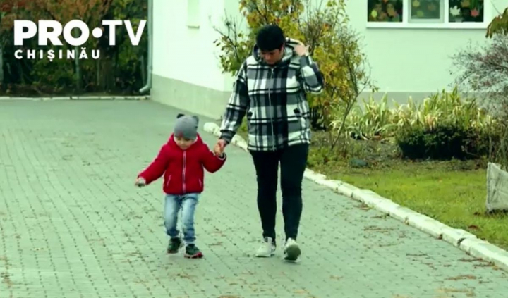 DARUIESTI SI CASTIGI: La doar patru ani, Costel duce o viata marcata de operatii si speranta la o copilarie fericita. Dupa mai multe interventii i-a fost implantat un aparat cohlear pentru a putea auzi, iar acum necesita o operatie pentru ca are un picior mai lung decat celalalt - VIDEO