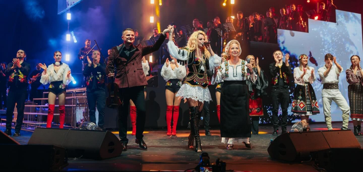 Natalia Gordienko, show de exceptie la Palatul National! Care a fost atmosfera la eveniment, dar si ce invitati speciali a avut - VIDEO Natalia Gordienko, show de exceptie la Palatul National! Care a fost atmosfera la eveniment, dar si ce invitati speciali a avut - VIDEO