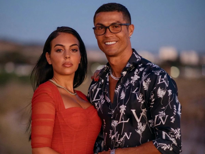Banul tot la ban trage! Cat a castigat la loterie Georgina Rodriguez, iubita lui Ronaldo Banul tot la ban trage! Cat a castigat la loterie Georgina Rodriguez, iubita lui Ronaldo
