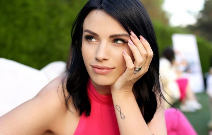 Diana Ballerini se confrunta cu probleme de sanatate! Imaginea care i-a ingrijorat pe internauti - FOTO Diana Ballerini se confrunta cu probleme de sanatate! Imaginea care i-a ingrijorat pe internauti - FOTO