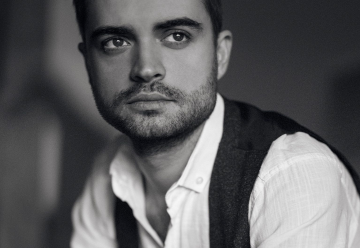 Catalin Josan s-a logodit! Unde a avut loc cererea in casatorie, dar si cine este Helen, cea care i-a cucerit inima - FOTO Catalin Josan s-a logodit! Unde a avut loc cererea in casatorie, dar si cine este Helen, cea care i-a cucerit inima - FOTO