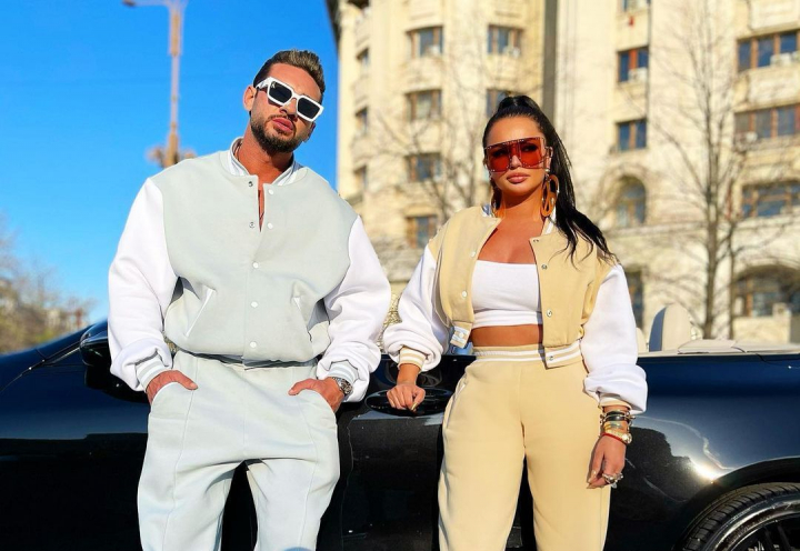 Dorian Popa si Babs s-au impacat?! Artistul a petrecut toata noaptea alaturi de Claudia Iosif, care si-a sarbatorit ziua de nastere - FOTO Dorian Popa si Babs s-au impacat?! Artistul a petrecut toata noaptea alaturi de Claudia Iosif, care si-a sarbatorit ziua de nastere - FOTO