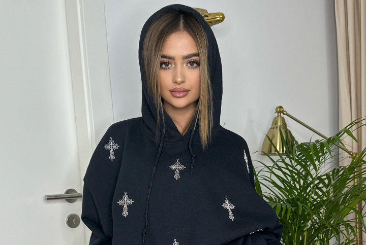 Iuliana Beregoi, supusa testului alcoolscopic! Care a fost rezultatul: „Sora mea e nebuna” - VIDEO Iuliana Beregoi, supusa testului alcoolscopic! Care a fost rezultatul: „Sora mea e nebuna” - VIDEO