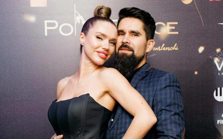 „Sapte ani impreuna si inca nunta n-am jucat”! Cristina Scarlevschi, adevarut despre relatia cu Vladimir Sanduleac - FOTO „Sapte ani impreuna si inca nunta n-am jucat”! Cristina Scarlevschi, adevarut despre relatia cu Vladimir Sanduleac - FOTO