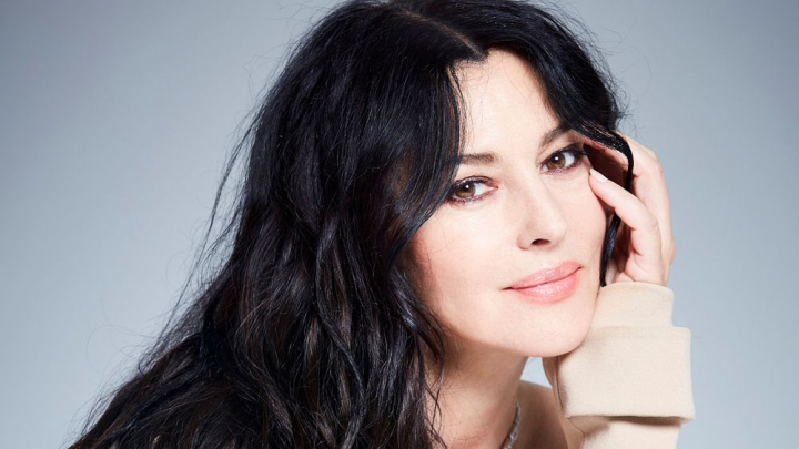 Monica Bellucci are 59 de ani, dar arata ca la 20 de ani! Afla care sunt secretele frumusetii - FOTO Monica Bellucci are 59 de ani, dar arata ca la 20 de ani! Afla care sunt secretele frumusetii - FOTO