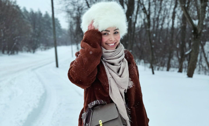 Cornelia Stefanet se mentine in forma si iarna. Care este secretul: „Mi-am luat doza de adrenalina” - VIDEO Cornelia Stefanet se mentine in forma si iarna. Care este secretul: „Mi-am luat doza de adrenalina” - VIDEO