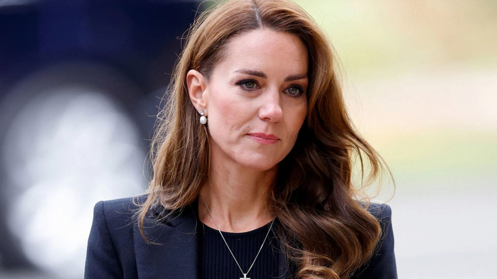 Ce boala ar avea, de fapt, Kate Middleton: „Este suficient de grav pentru a o tine in spital” Ce boala ar avea, de fapt, Kate Middleton: „Este suficient de grav pentru a o tine in spital”