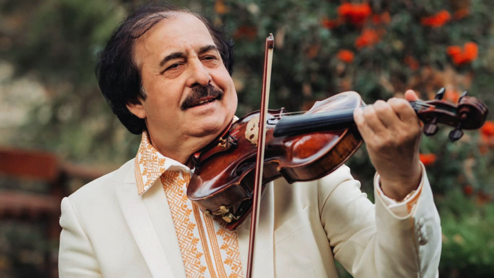 Maestrul Nicolae Botgros isi sarbatoreste ziua de nastere. Felicitarile curg siroaie dis-de-dimineata - FOTO/VIDEO Maestrul Nicolae Botgros isi sarbatoreste ziua de nastere. Felicitarile curg siroaie dis-de-dimineata - FOTO/VIDEO