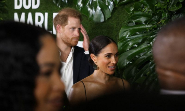 Meghan Markle si printul Harry, aparitie surpriza la un eveniment in Jamaica. Ducesa de Sussex, fabuloasa intr-o tinuta eleganta
Meghan Markle si printul Harry, aparitie surpriza la un eveniment in Jamaica. Ducesa de Sussex, fabuloasa intr-o tinuta eleganta
