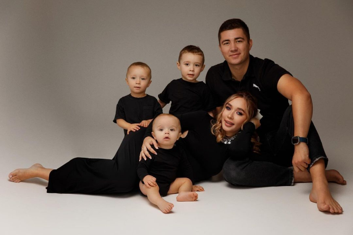 Sarbatoare in familia bloggeritei Katy Black! Ce mesaj emotionant i-a dedicat feciorului sau cu ocazia aniversarii: „Trei anisori - o noua etapa.Tu esti steluta familiei noastre” - FOTO Sarbatoare in familia bloggeritei Katy Black! Ce mesaj emotionant i-a dedicat feciorului sau cu ocazia aniversarii: „Trei anisori - o noua etapa.Tu esti steluta familiei noastre” - FOTO