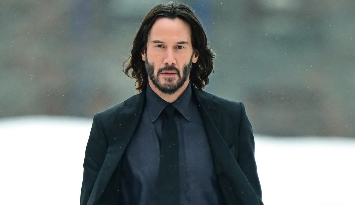 Keanu Reeves a ajuns in carje. Ce s-a intamplat cu actorul de 59 de ani - FOTO Keanu Reeves a ajuns in carje. Ce s-a intamplat cu actorul de 59 de ani - FOTO