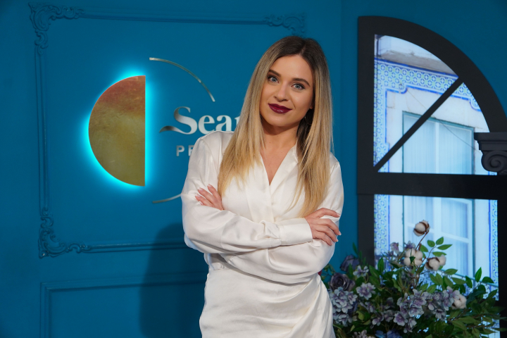 Vlada Mardari, pregatita pentru al doilea copil! „Fetita mea imi spune: „mami, hai tu fa-l ca noi o sa-i schimbam scutecele” - VIDEO
Vlada Mardari, pregatita pentru al doilea copil! „Fetita mea imi spune: „mami, hai tu fa-l ca noi o sa-i schimbam scutecele” - VIDEO