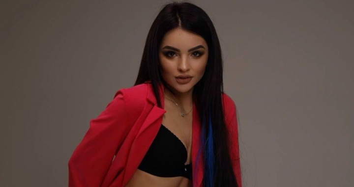 Mihaela Cavcaliuc - momente pasionale alaturi de noul iubit: „Prima aparitie in doi” - FOTO