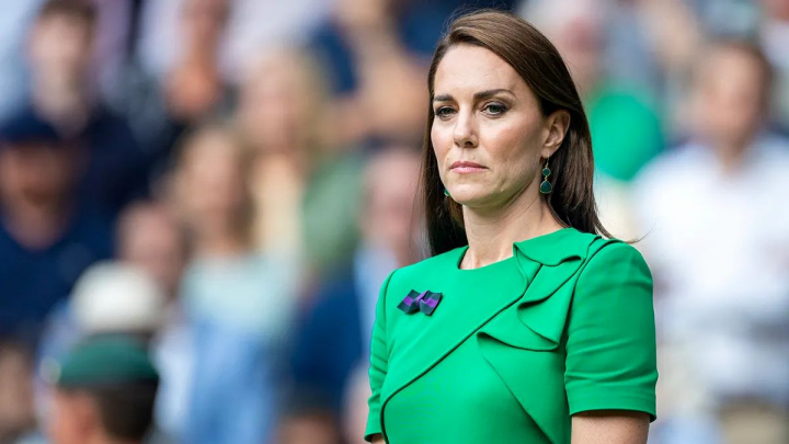 Kate Middleton, printesa de Wales, a fost externata dupa doua saptamani de spitalizare Kate Middleton, printesa de Wales, a fost externata dupa doua saptamani de spitalizare