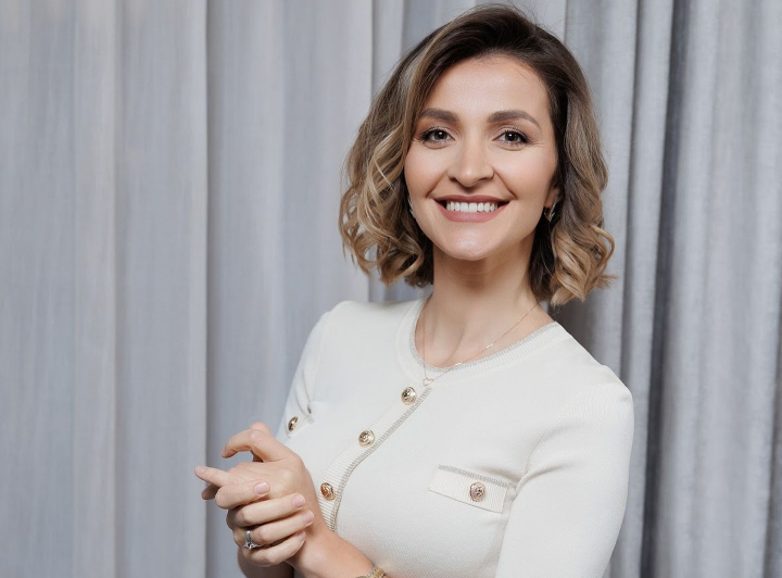 Nu-ti plac cadourile pe care le primesti de la persoana iubita? Cum sa infrunti asteptarile, iti explica psihologul Lorina Buga - VIDEO