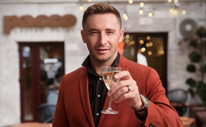 Emilian Cretu, planuri mari pentru 2024! Pe ce domeniu se axeaza acum actorul - VIDEO