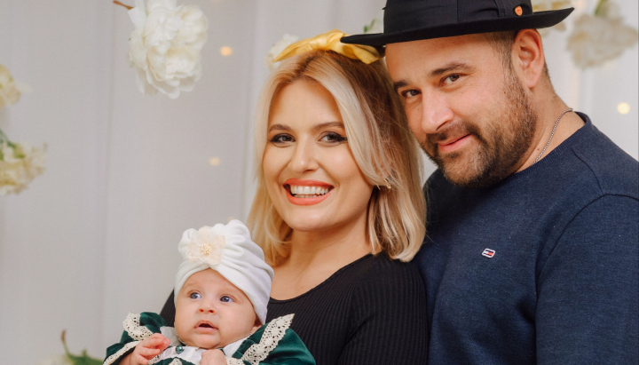 S-au indragostit de la prima vedere, iar in scurt timp au decis sa devina parinti! Isi doresc Dianna Rotaru si iubitul ei sa se casatoreasca si cum s-a schimbat viata lor, dupa aparitia fetitei - INTERVIU S-au indragostit de la prima vedere, iar in scurt timp au decis sa devina parinti! Isi doresc Dianna Rotaru si iubitul ei sa se casatoreasca si cum s-a schimbat viata lor, dupa aparitia fetitei - INTERVIU