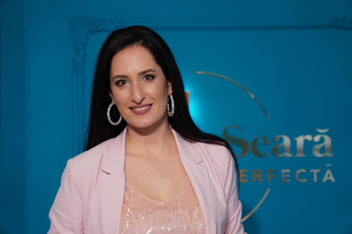Carolina Gorun: „E greu de ales din doua voci bune…” Ce spune interpreta despre castigatoarea Finalei Nationale Eurovision - VIDEO Carolina Gorun: „E greu de ales din doua voci bune…” Ce spune interpreta despre castigatoarea Finalei Nationale Eurovision - VIDEO
