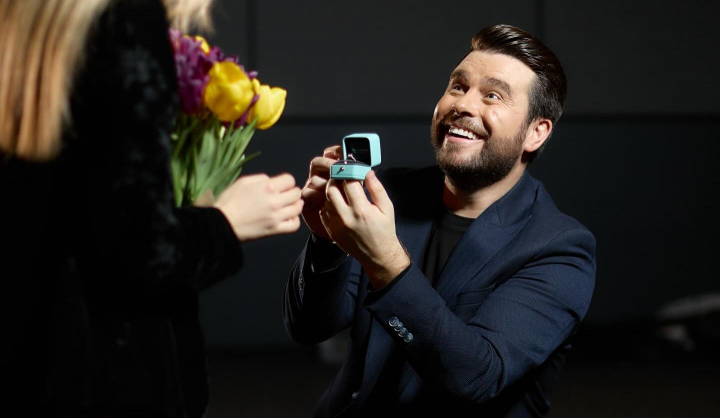 Dorin Galben - cu inelul, inapoi la „Tiffany”! Care este motivul: „Hai sa patim rusinea acum” - VIDEO Dorin Galben - cu inelul, inapoi la „Tiffany”! Care este motivul: „Hai sa patim rusinea acum” - VIDEO