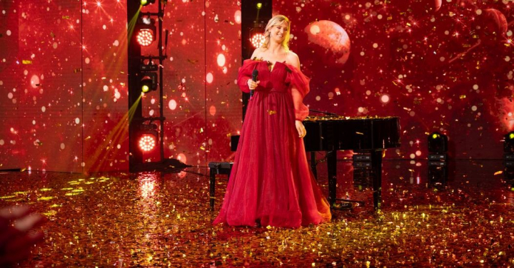 Violeta Botezatu, moldoveanca cu voce de aur care l-a determinat pe Andi Moisescu sa ii ofere Golden Buzz - VIDEO Violeta Botezatu, moldoveanca cu voce de aur care l-a determinat pe Andi Moisescu sa ii ofere Golden Buzz - VIDEO