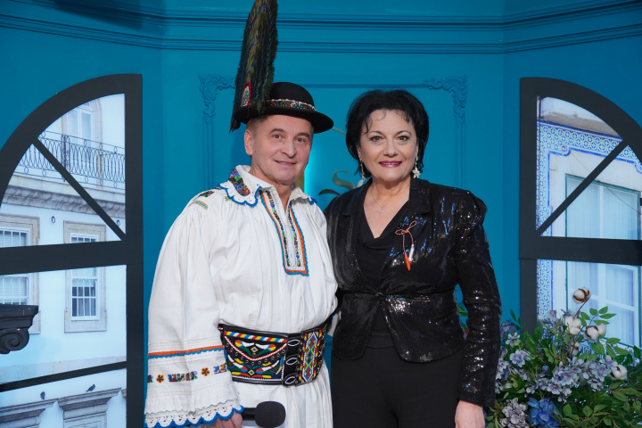 Alina Mavrodin-Vasiliu si Alexandru Pugna, invitatii speciali ai concertului „Folclor - 55 de ani de la fondare”. „Suntem onorati sa participam la acest eveniment exceptional...” - VIDEO